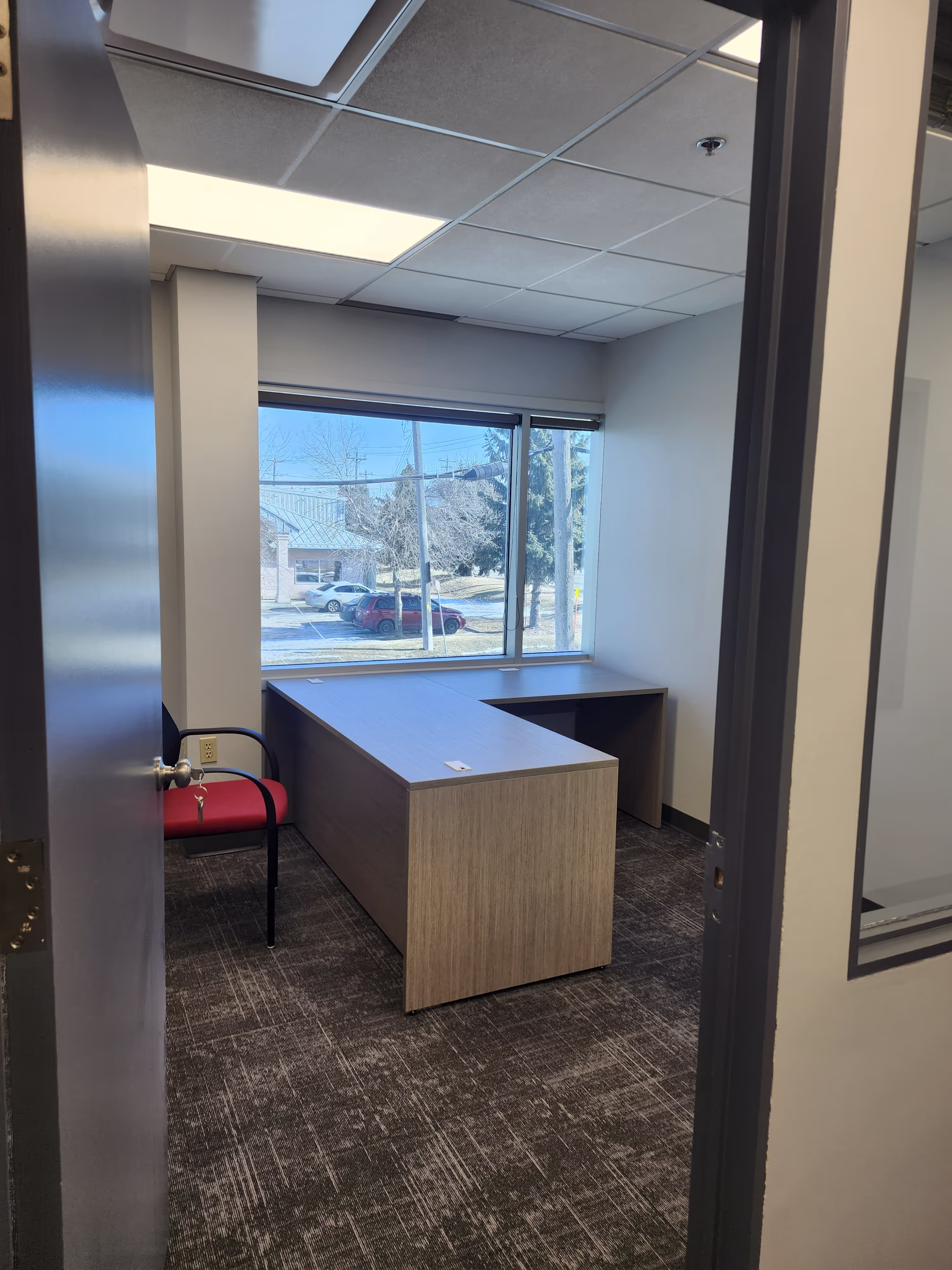 Curtiss-Wright Facility project: curtis wright office with large desk